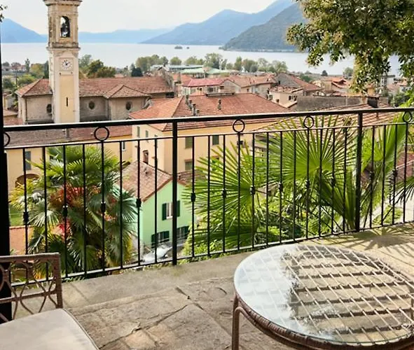 Casa Della Bambola *